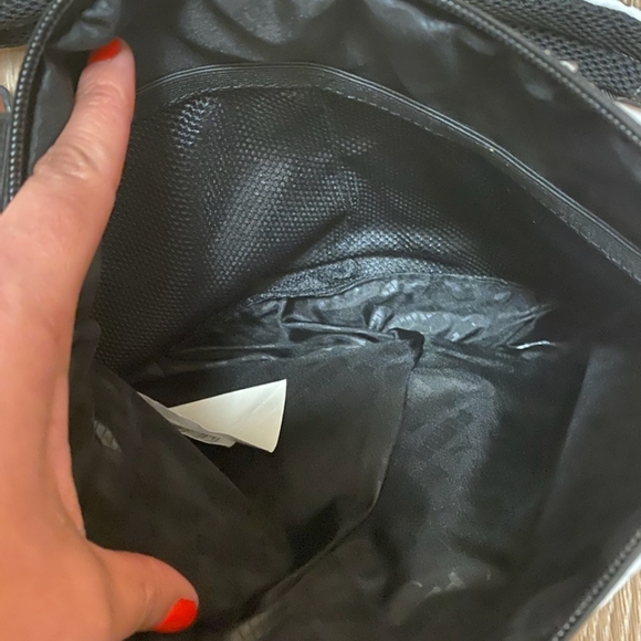 PUMA Wild Cat Messenger Bag - Picture 5 of 7